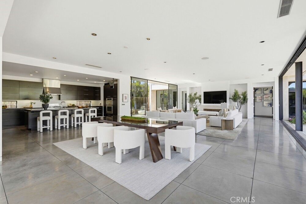 Property Photo:  2534 Vista Baya  CA 92660 