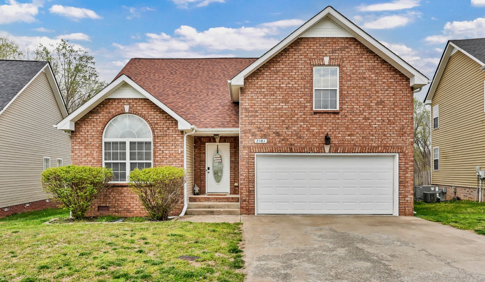 Property Photo: 2581 Alex Overlook Way TN 37043