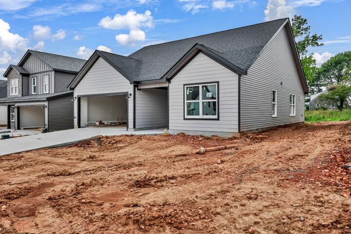 Property Photo: 2669 Brewster Dr TN 37042