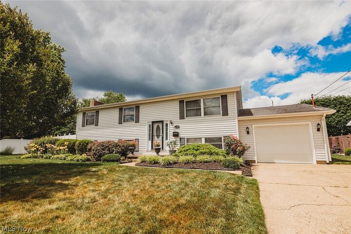 Property Photo: 119 Sherwood Drive WV 26187