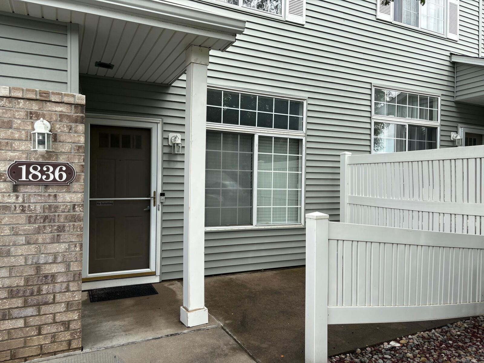 Property Photo:  1836 Mockingbird Avenue  MN 55379 