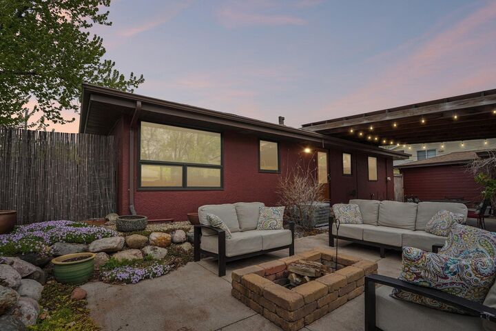 Property Photo:  1208 36 1/2 Avenue NE  MN 55418 
