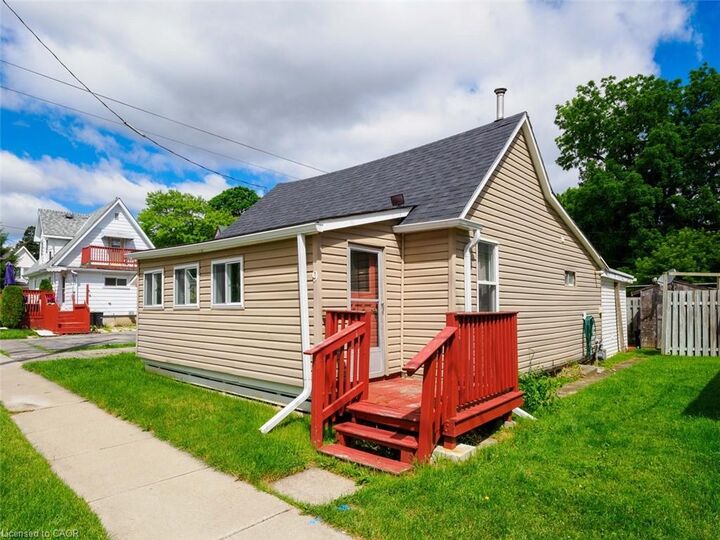 9 Marshall Lane — photo 1
