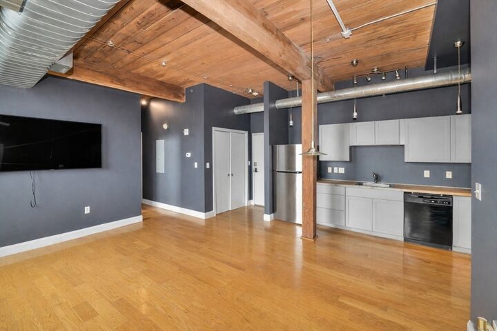 Property Photo:  146 Court St 604  MA 02302 
