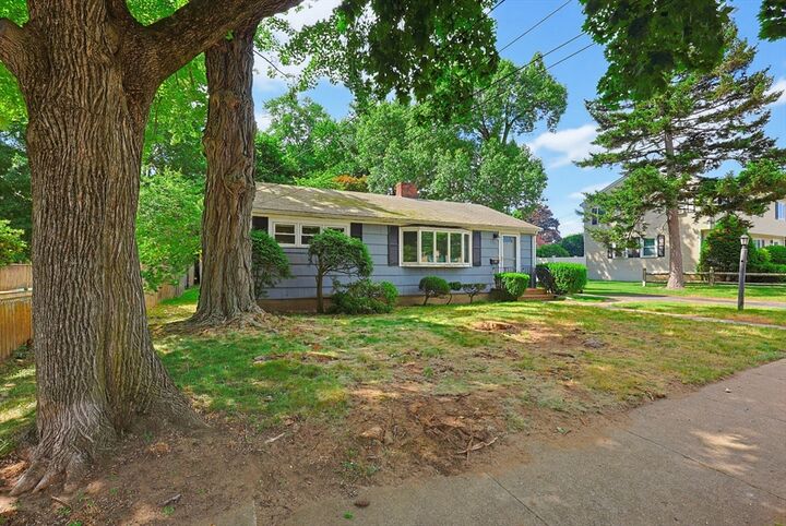 Property Photo: 10 Magnolia Ter MA 02180