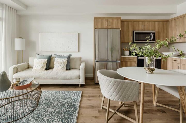 Property Photo: 1802 Mahogany Boulevard SE 6103 AB T3M 4A5