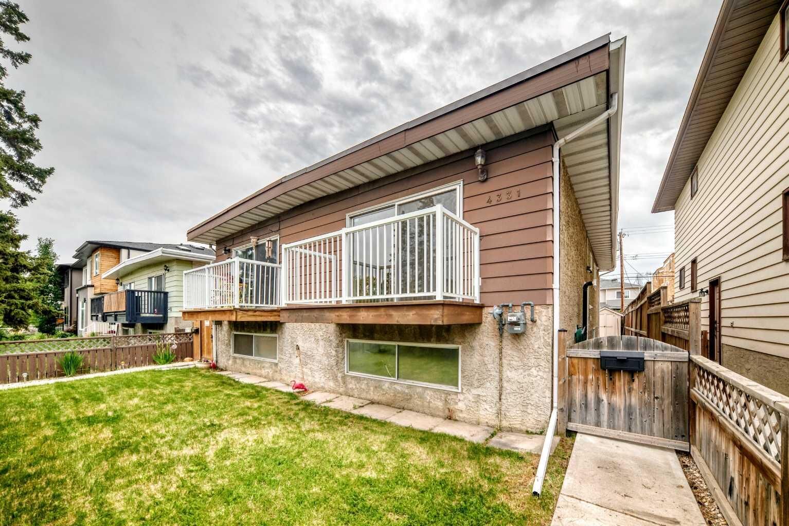 Property Photo:  72 Street Street NW 4331  AB T3B 2L1 
