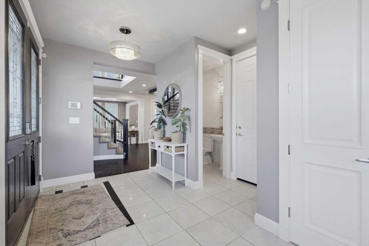 Property Photo: 1 Rosewood Rise AB T4S 0G3