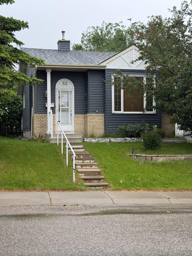 Property Photo:  52 Covington Road NE  AB T3X 4A7 