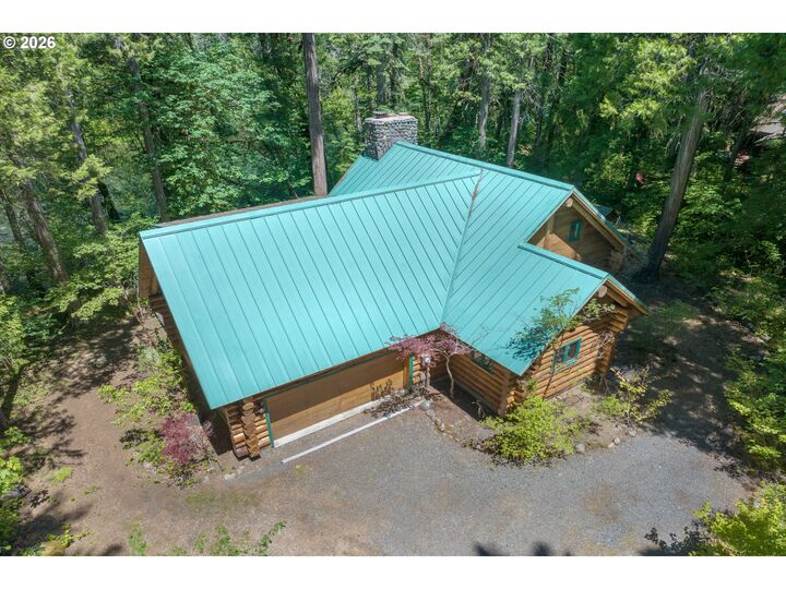 Property Photo: 58025 Drury Ln OR 97413
