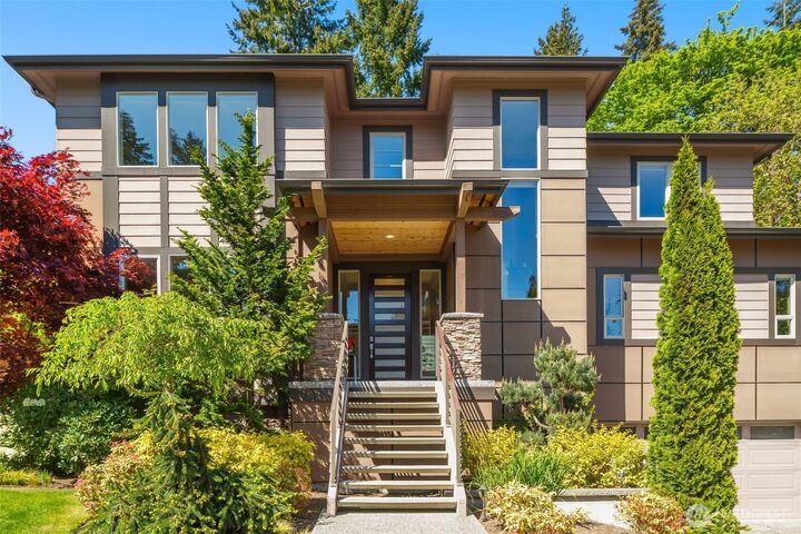 Property Photo:  11222  116th Place NE L4  WA 98033 
