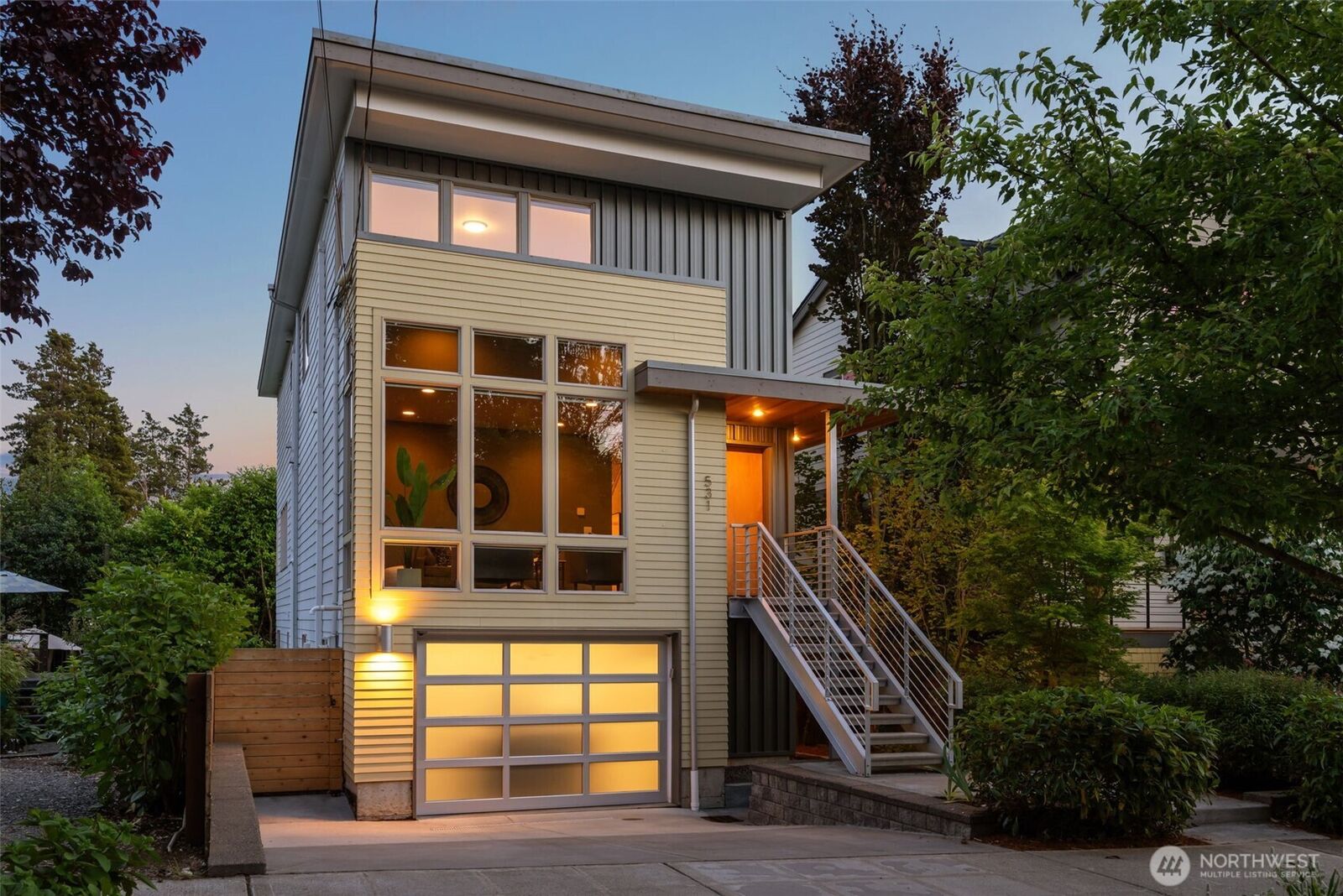 Property Photo: 531 N 84th Street WA 98103