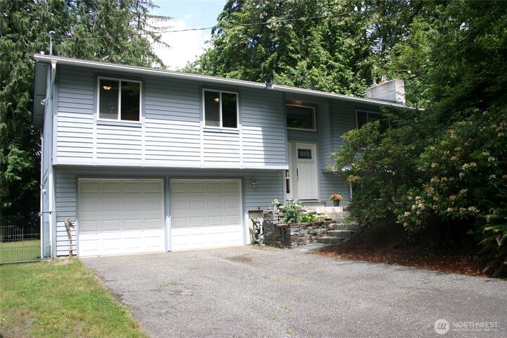 Property Photo:  26910 SE 154th Place  WA 98027 