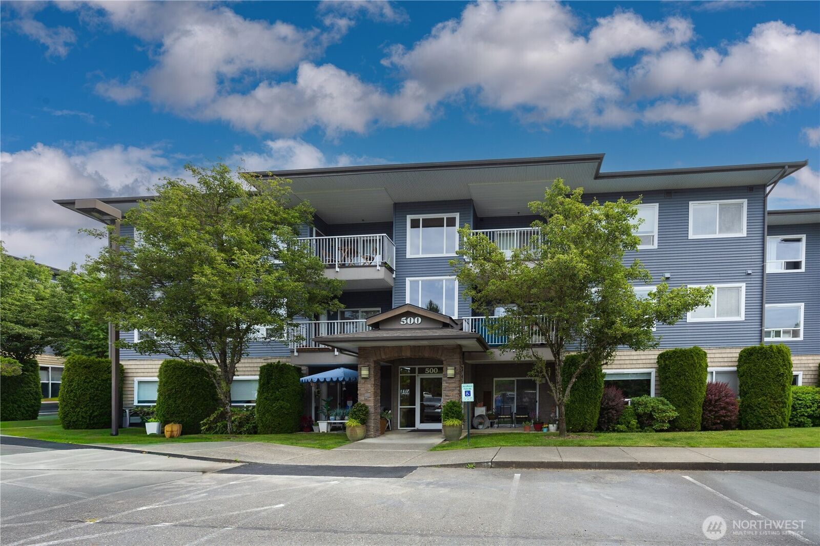 Property Photo: 500 Darby Drive 207 WA 98226