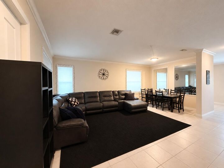 Property Photo: 10706 Hidden Bend Way FL 33414