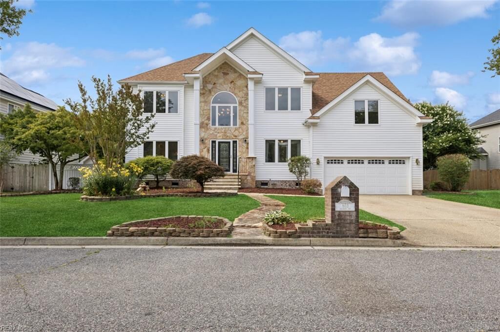 Property Photo:  803 Gresham Way  VA 23323 