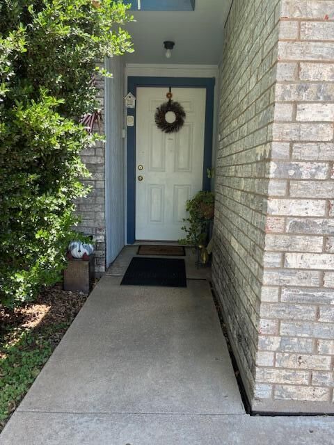 Property Photo:  2718 Regent Boulevard  TX 76905 