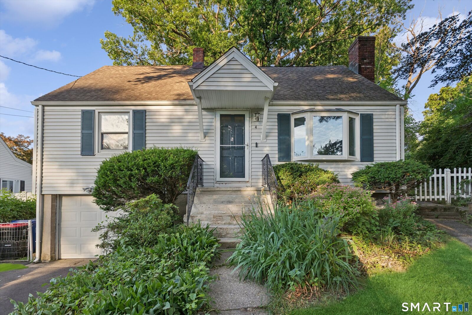 Property Photo:  4 Eagle Road  CT 06850 