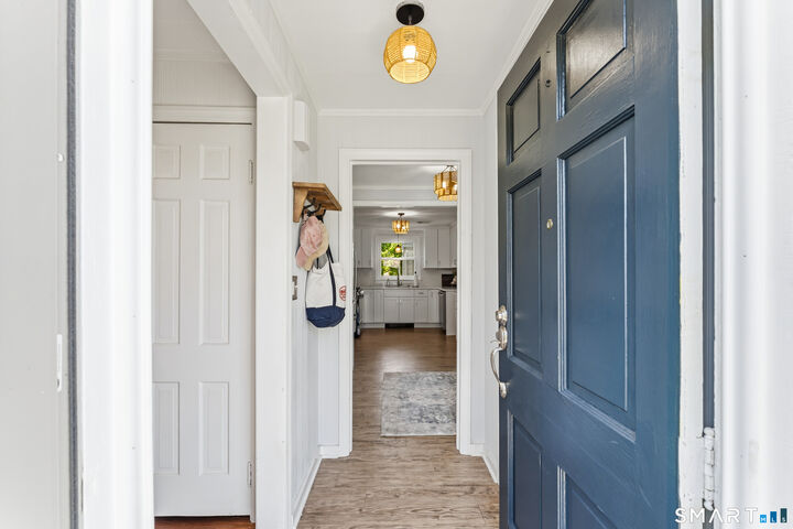 Property Photo:  95 Carmel Street  CT 06518 