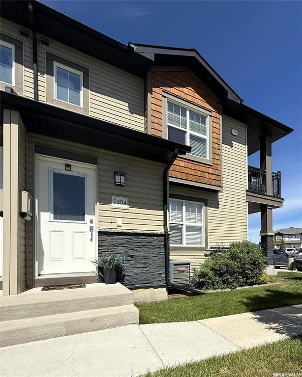 Property Photo: 1015 Patrick Crescent 2304 SK S7W 0M1