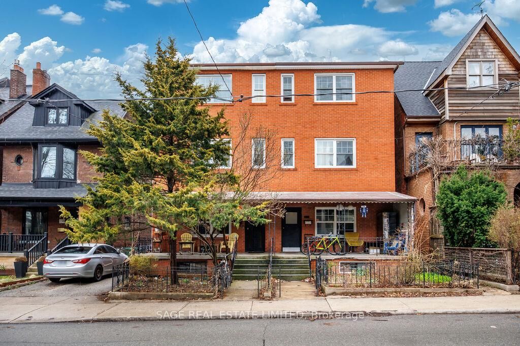 Property Photo: 276 Crawford Street ON M6J 2V8