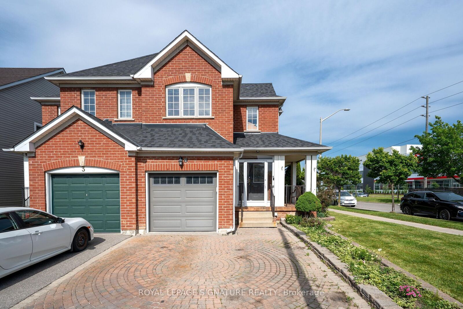 Property Photo: 1 Holloway Road ON L3S 4P4