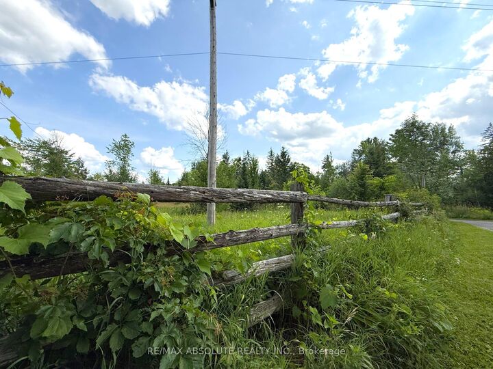 Property Photo:  702 Part 13 Flat Rapids Road  ON K7S 3G8 