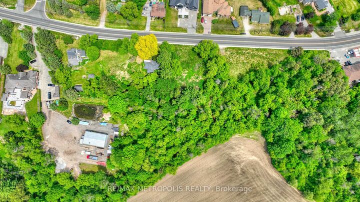 Property Photo: 4605 Lloydtown Aurora Road ON L7B 0E3