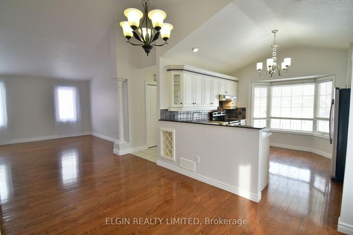 Property Photo: 578 Wellington Street ON N5R 6E1