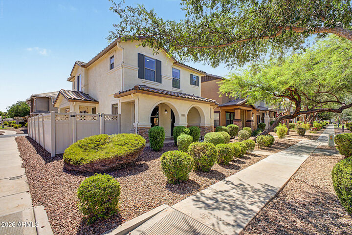 Property Photo:  1020 S Cheshire Lane  AZ 85296 