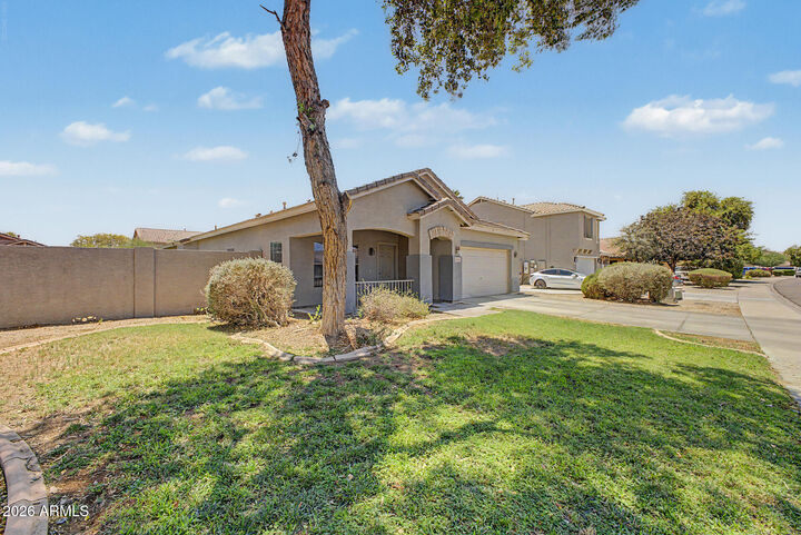 Property Photo:  1253 E Heather Drive  AZ 85140 