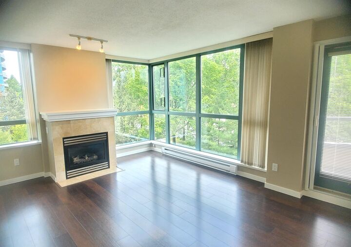 Property Photo:  6659 Southoaks Crescent 506  BC V5E 4M9 