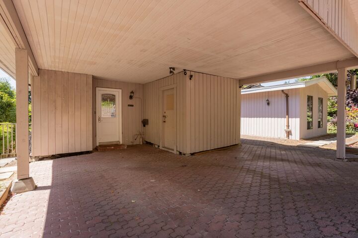 Property Photo: 148 Roe Drive BC V3H 3M8