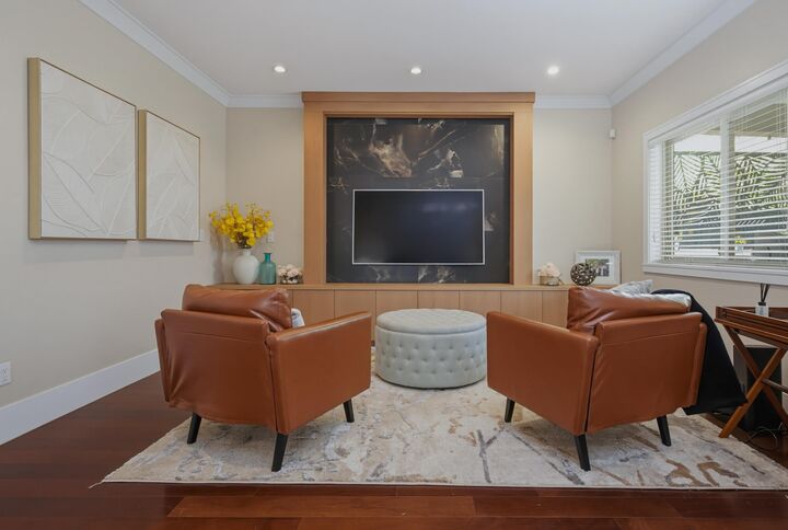9403 118 Street — photo 1