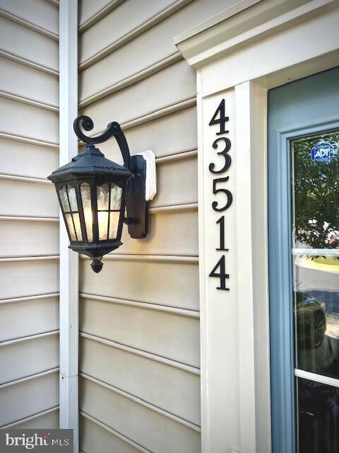 Property Photo:  43514 Greenwich Square  VA 20147 