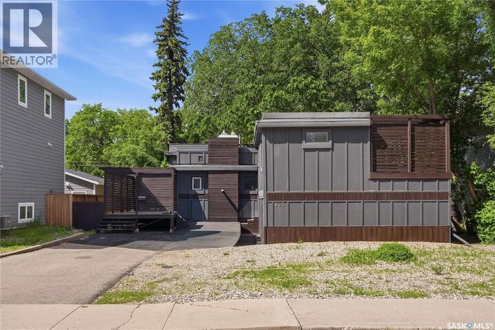Property Photo: 305 Adelaide Street E SK S7J 0H8