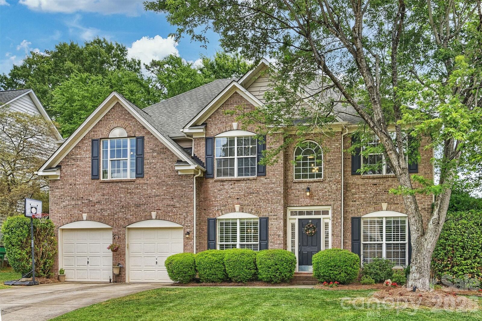 Property Photo: 9318 Autumn Applause Drive NC 28277