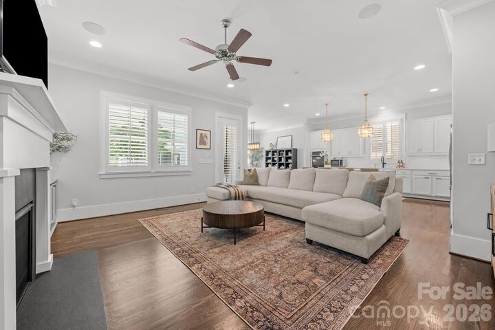 Property Photo:  412 Eli Street  NC 28204 