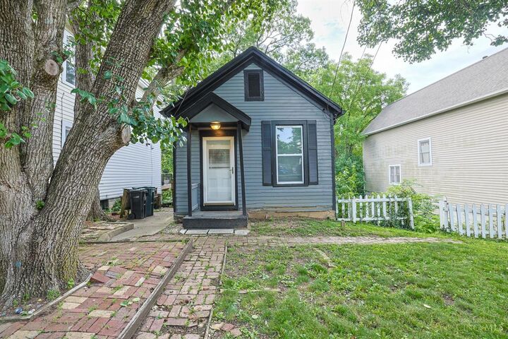 Property Photo:  558 Missouri Avenue  OH 45226 
