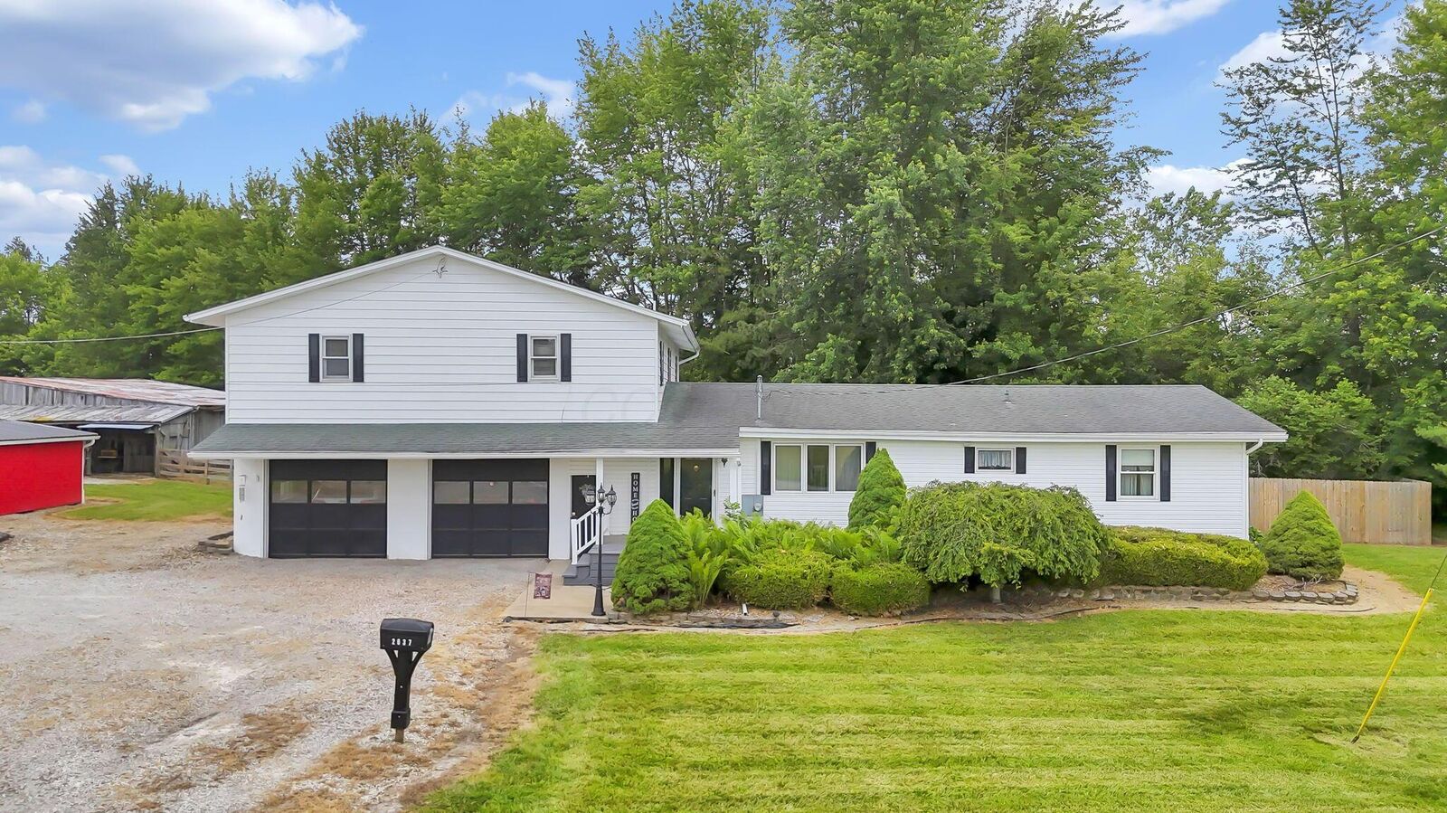 Property Photo:  2637 Vanatta Road  OH 43011 