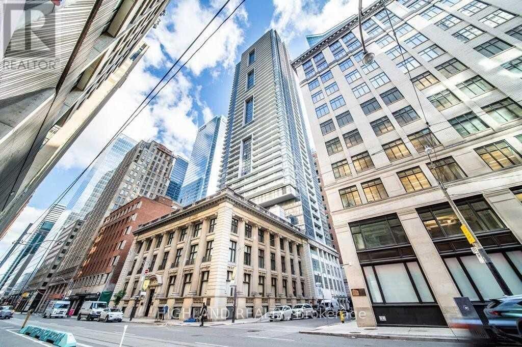 Property Photo: 70 Temperance Street 3108 ON M5H 0B1