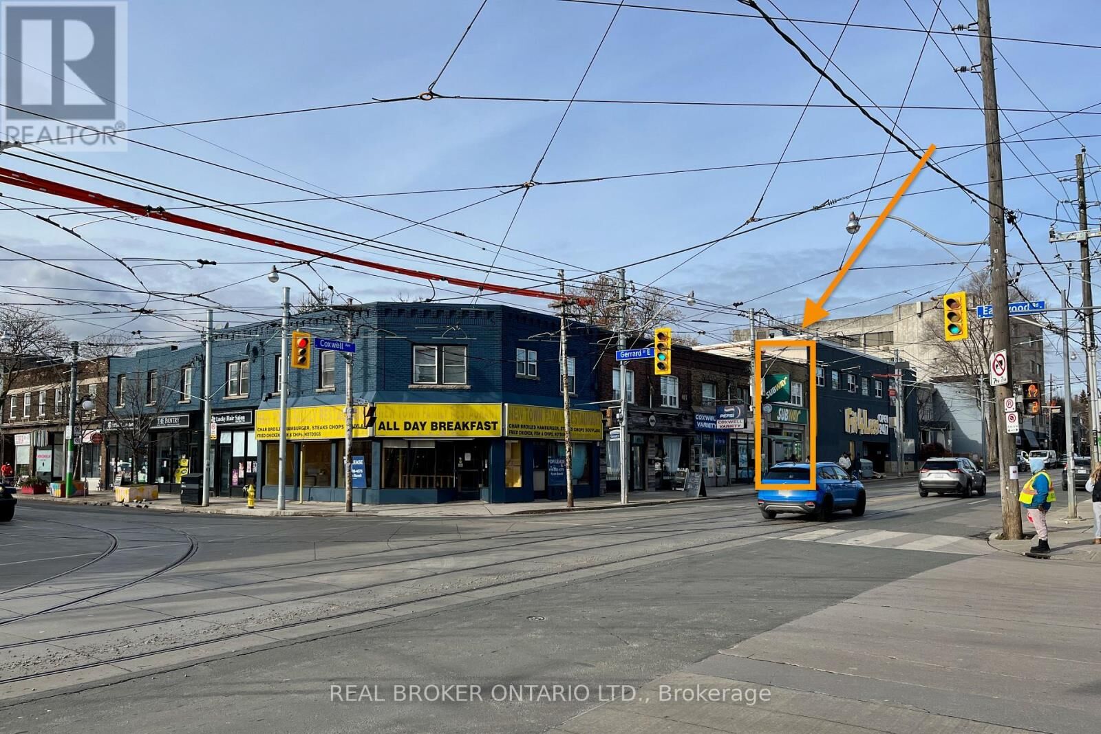 Property Photo:  274 Coxwell Avenue 2  ON M4L 3B6 