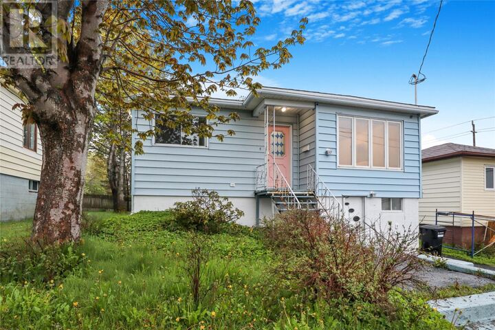 Property Photo:  67 Cashin Avenue  NL A1E 3B4 