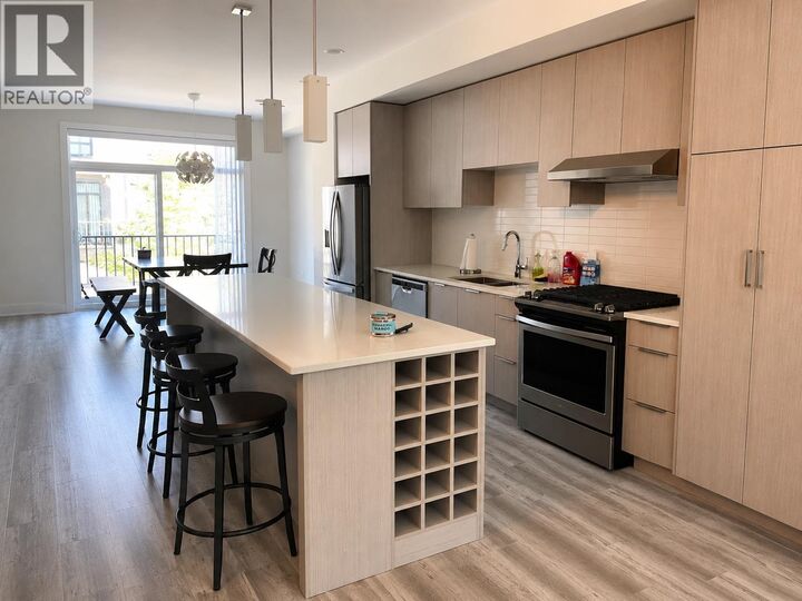 Property Photo:  170 Celano Crescent 20  BC V1V 0B6 