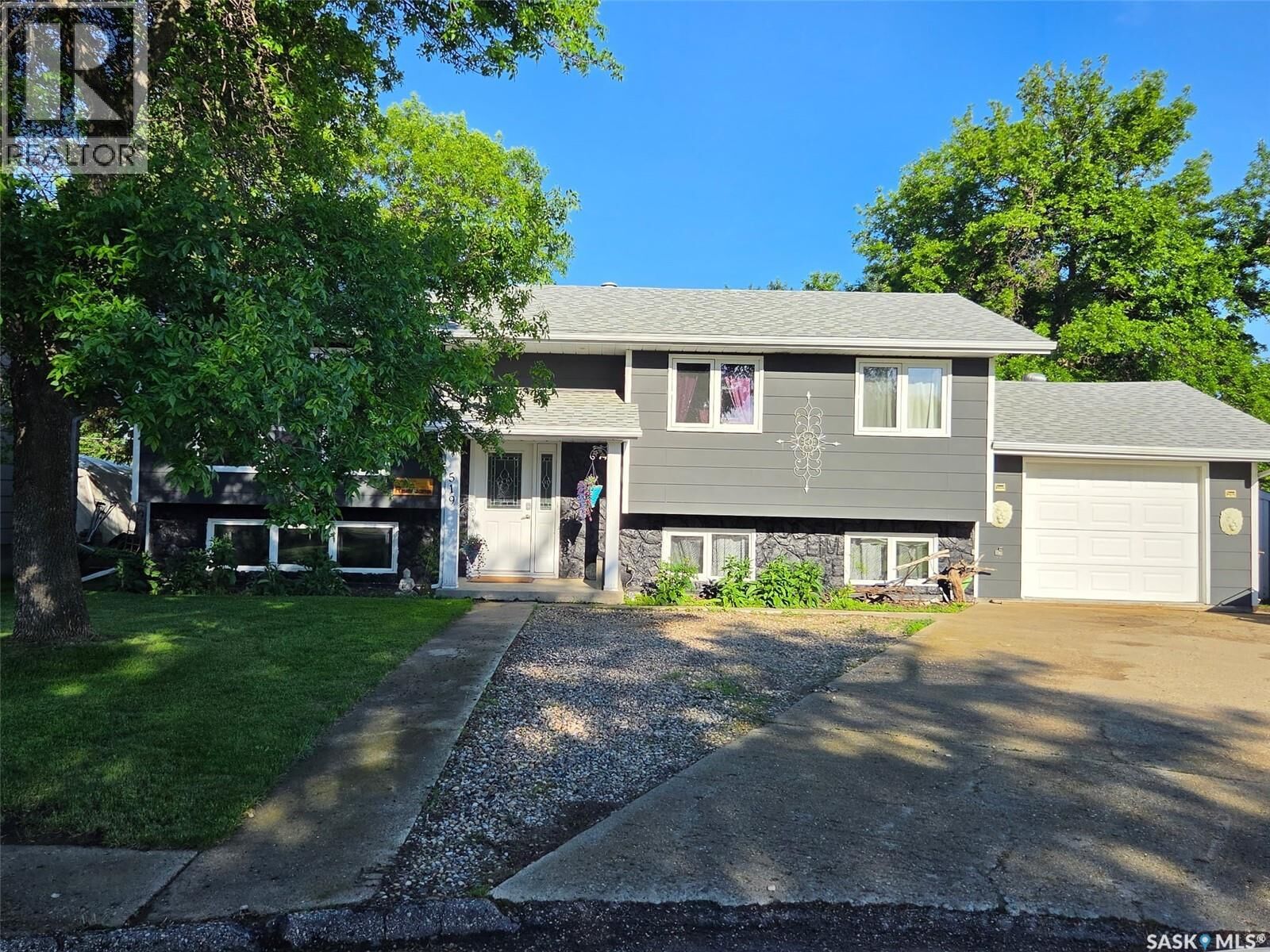 Property Photo: 519 1st Street NW SK S0A 4J0