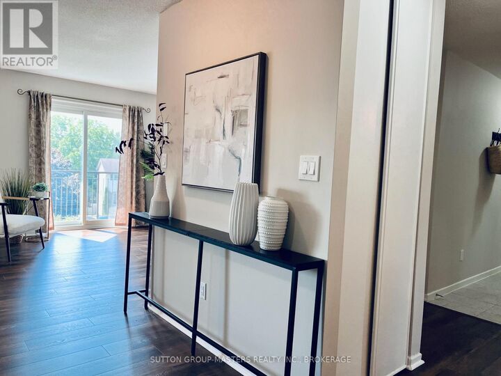 Property Photo:  266 Guthrie Drive 301  ON K7K 6K8 