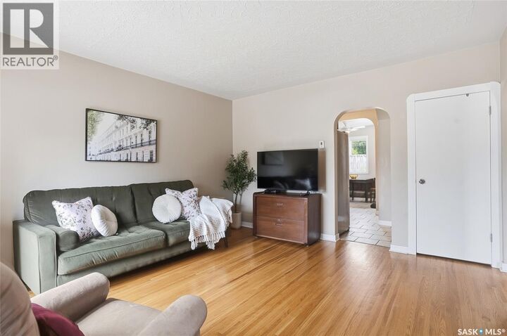 Property Photo: 1139 2nd Street E SK S7H 1R4