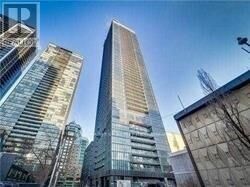 Property Photo:  101 Charles Street East 4005  ON M4Y 1V2 