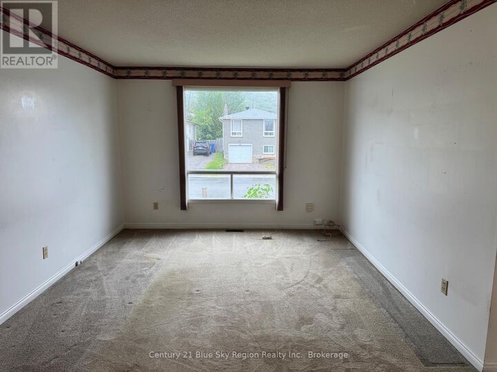 Property Photo: 34 McGibbon Street West ON P1B 8R6