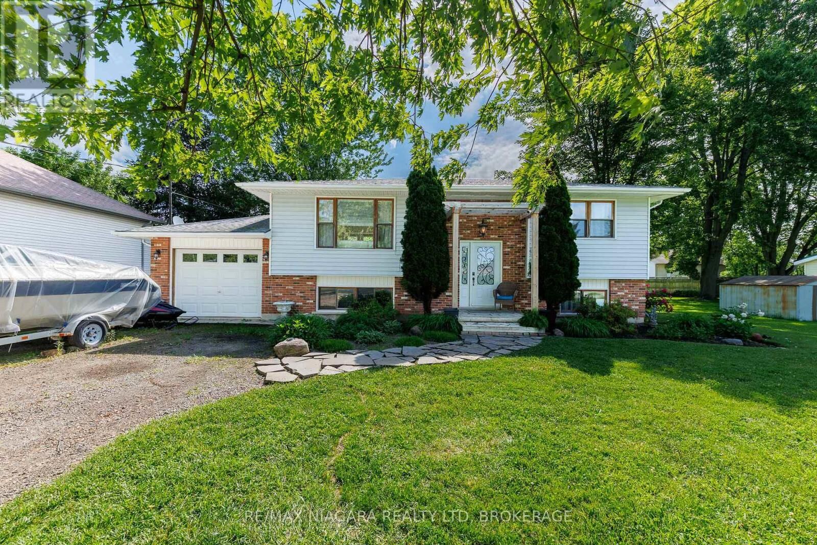 Property Photo:  88 Pleasant Avenue North  ON L0S 1N0 